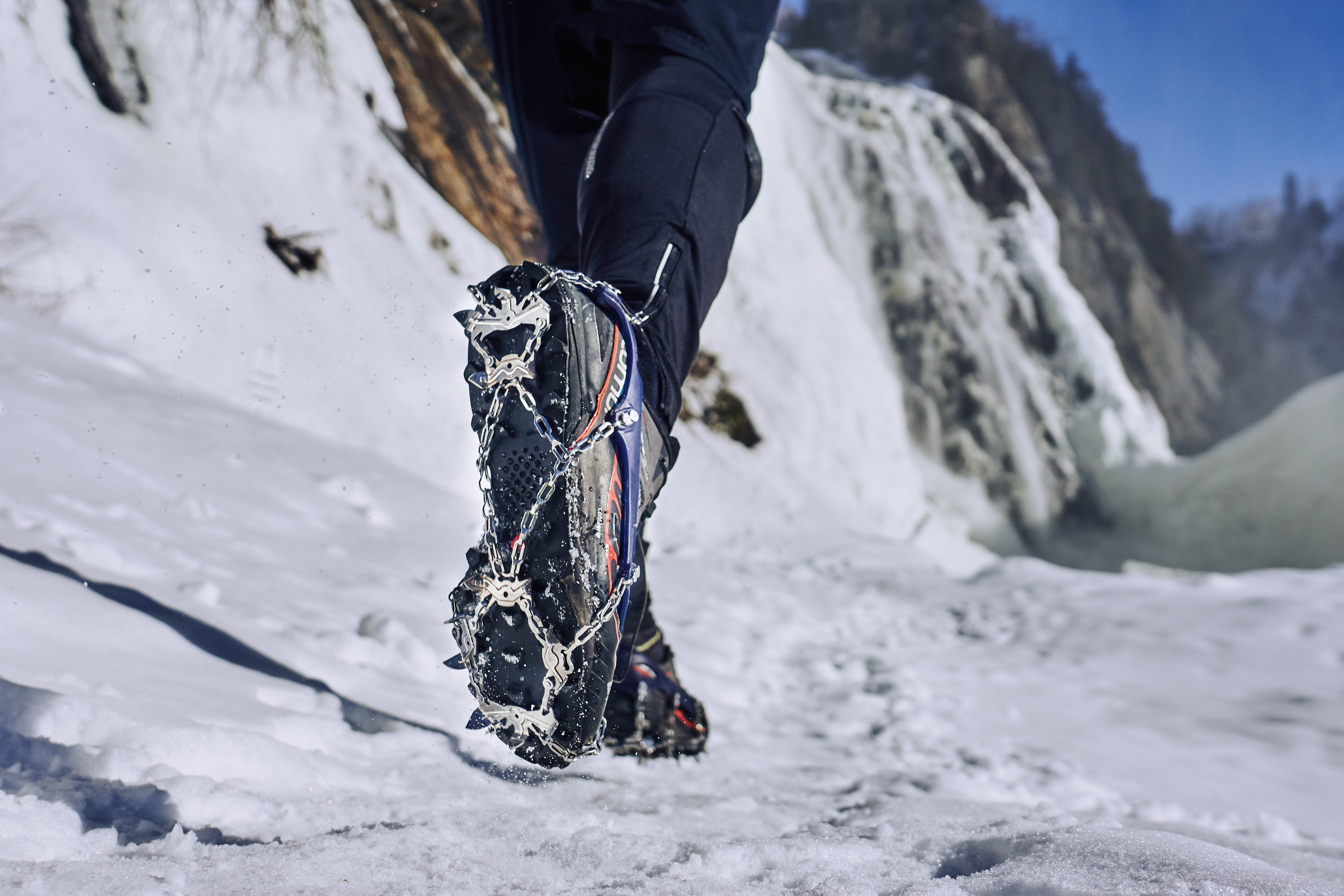 Choosing the Right Crampons for Hiking